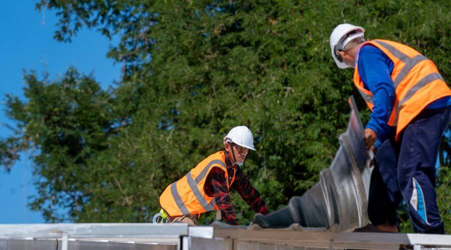 Professional new roof installation services in Utica, MS